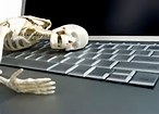 SkeletonOnKeyboard.jpg